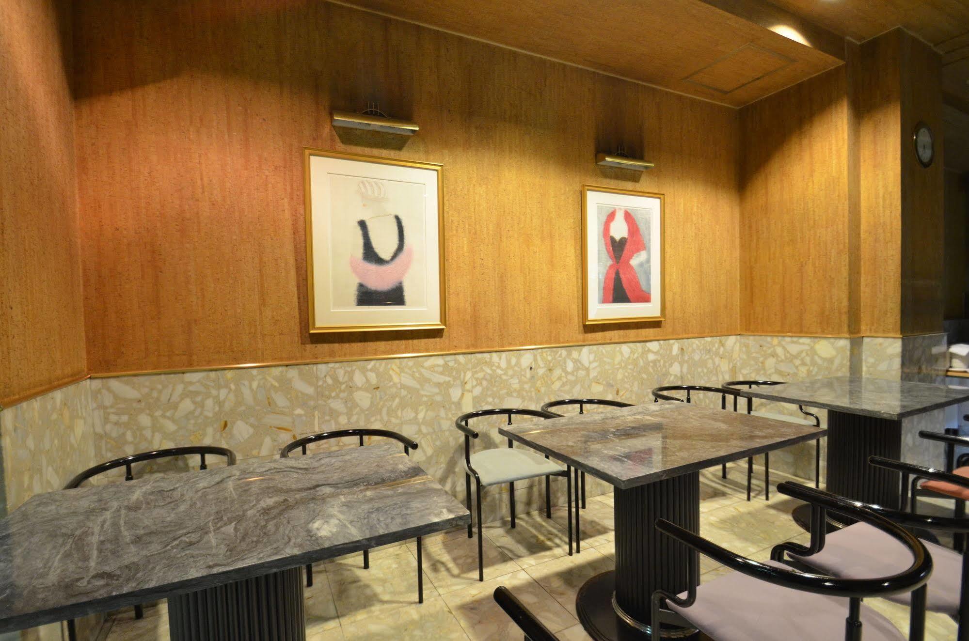 Select Inn Nagoya Iwakura Eki-Mae Exterior photo